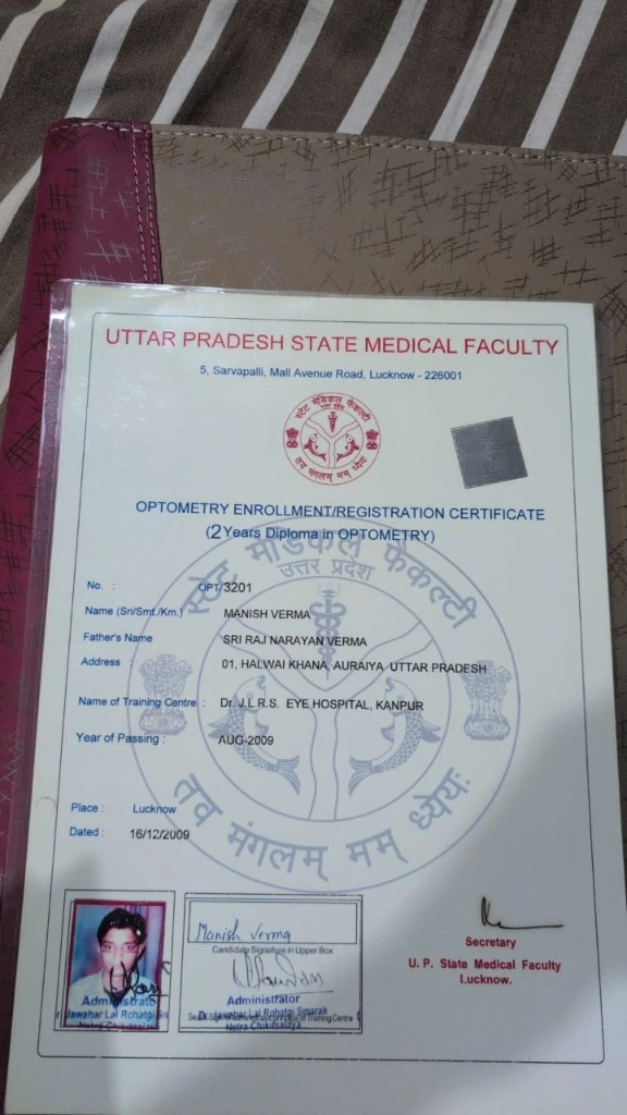 Optometry Registration Certificate - Dr. Manish Verma