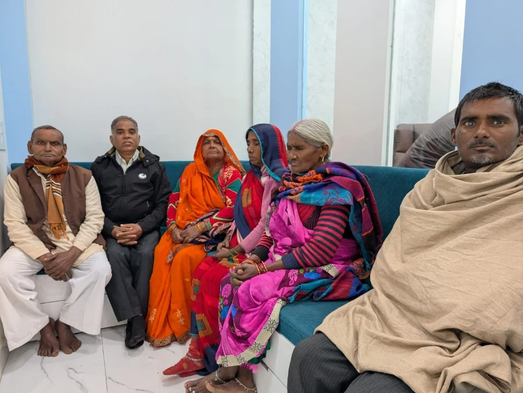 Hospital OPD Waiting Lounge and Seating